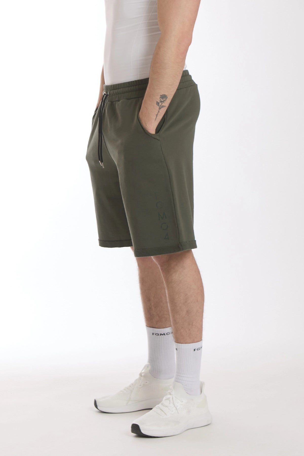 Shorts Uomo Ikonic Verde Militare - fgm04 - Linea Ikonic Uomo - fgm04