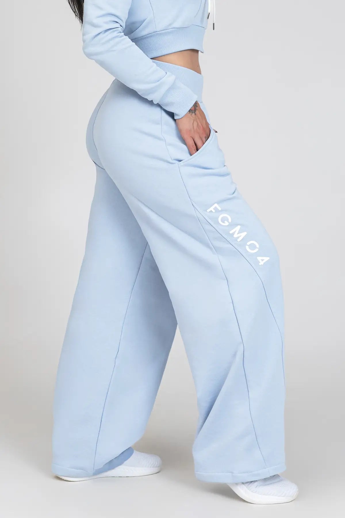 Pantaloni della tuta sportivi donna in cotone baggy Pantalone oversize Baggy Ikonic FW 24/25 New Celeste - FGM04 - Linea Ikonic - fgm04