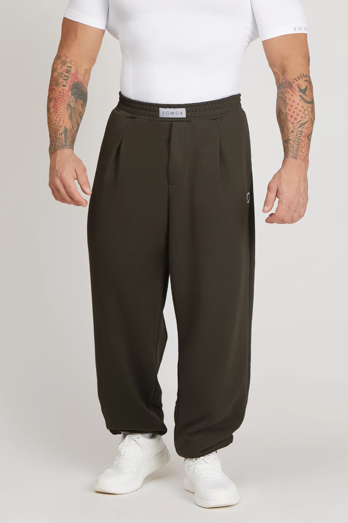 Pantaloni della tuta sportivi in cotone Pantalone Sportivo City Verde Militare Uomo - FGM04 - Linea Ikonic Uomo - fgm04