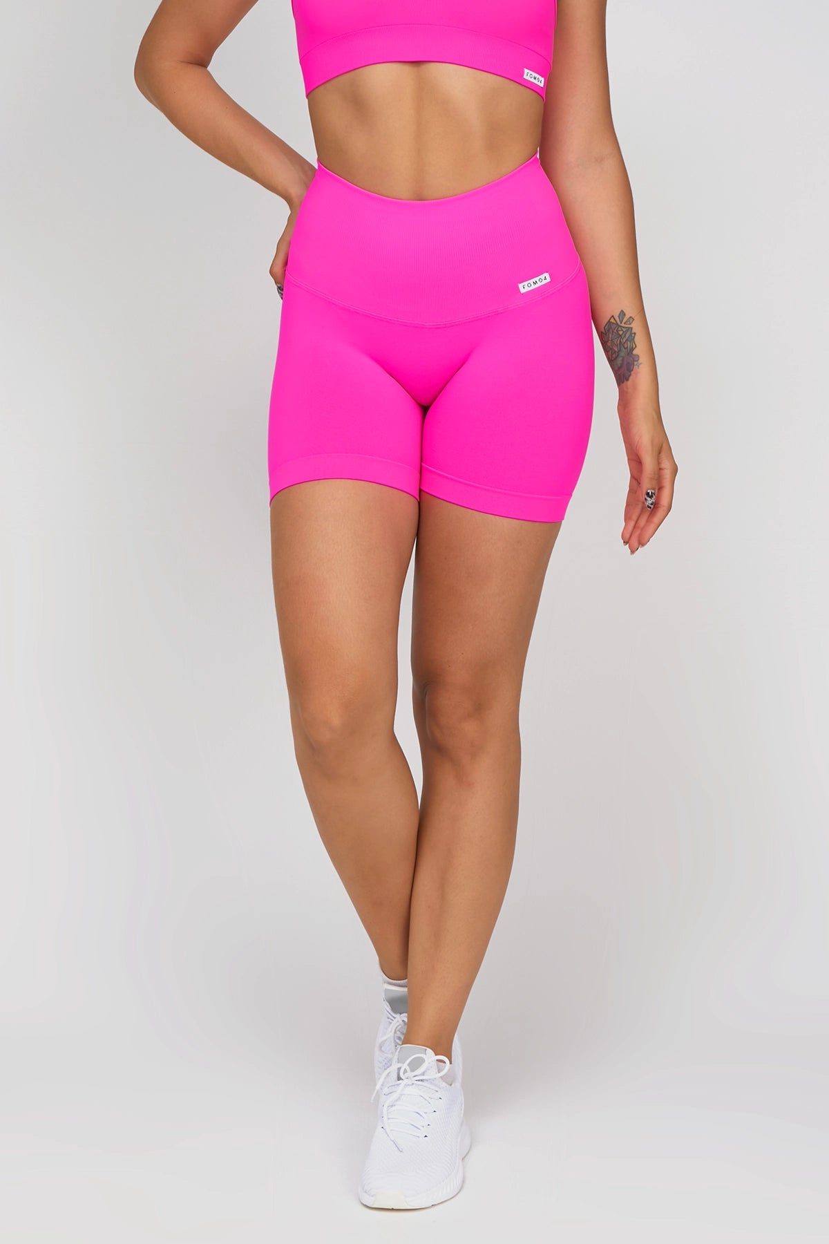 Shorts sportivi con tecnologia FIR push up con arricciatura All - Up Fuxia Fluo - FGM04 - LEGGINGS ANTICELLULITE - fgm04