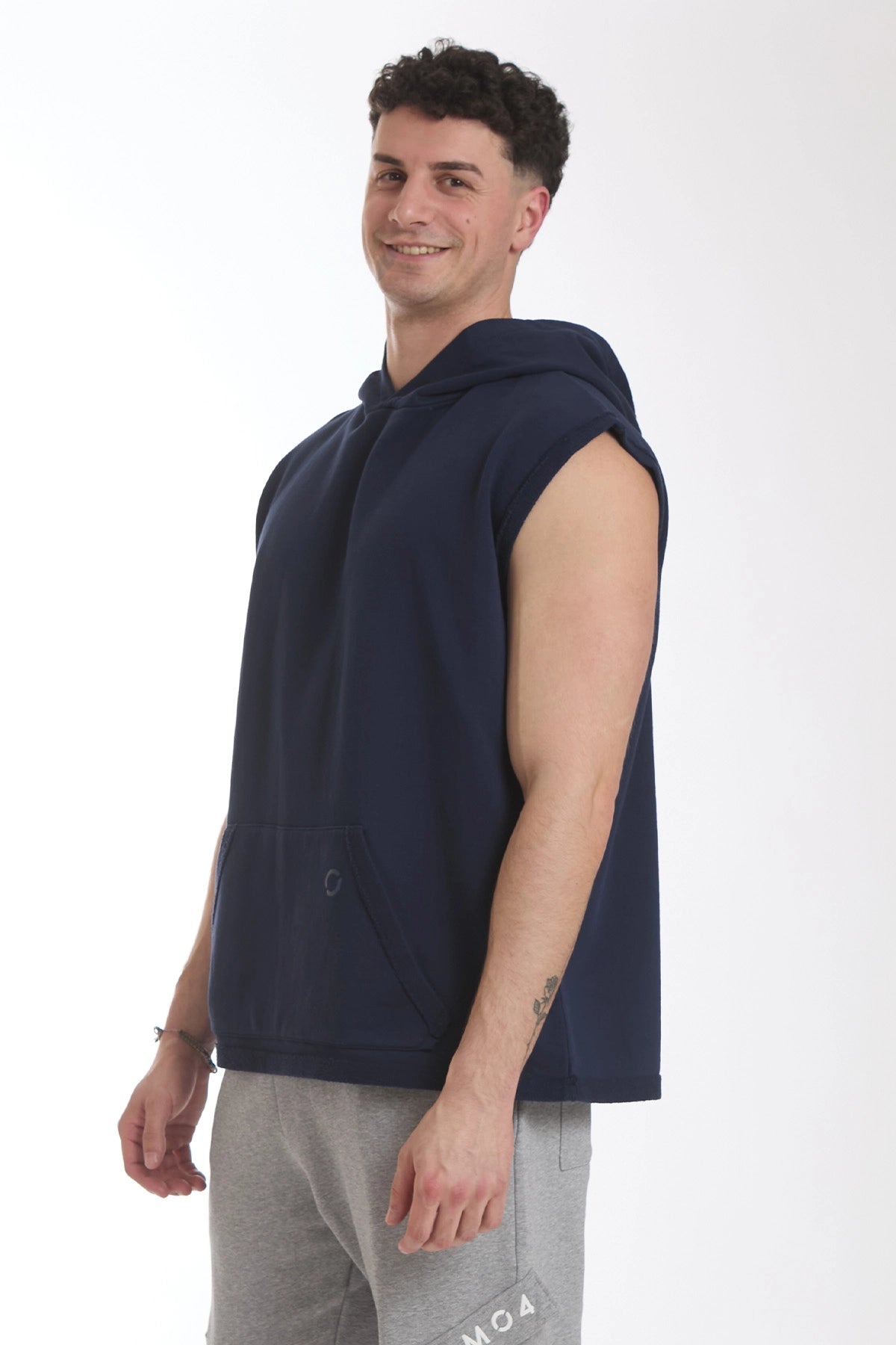 Smanicato Uomo Ikonic Con Cappuccio Blu Notte - FGM04 - Linea Ikonic Uomo - fgm04
