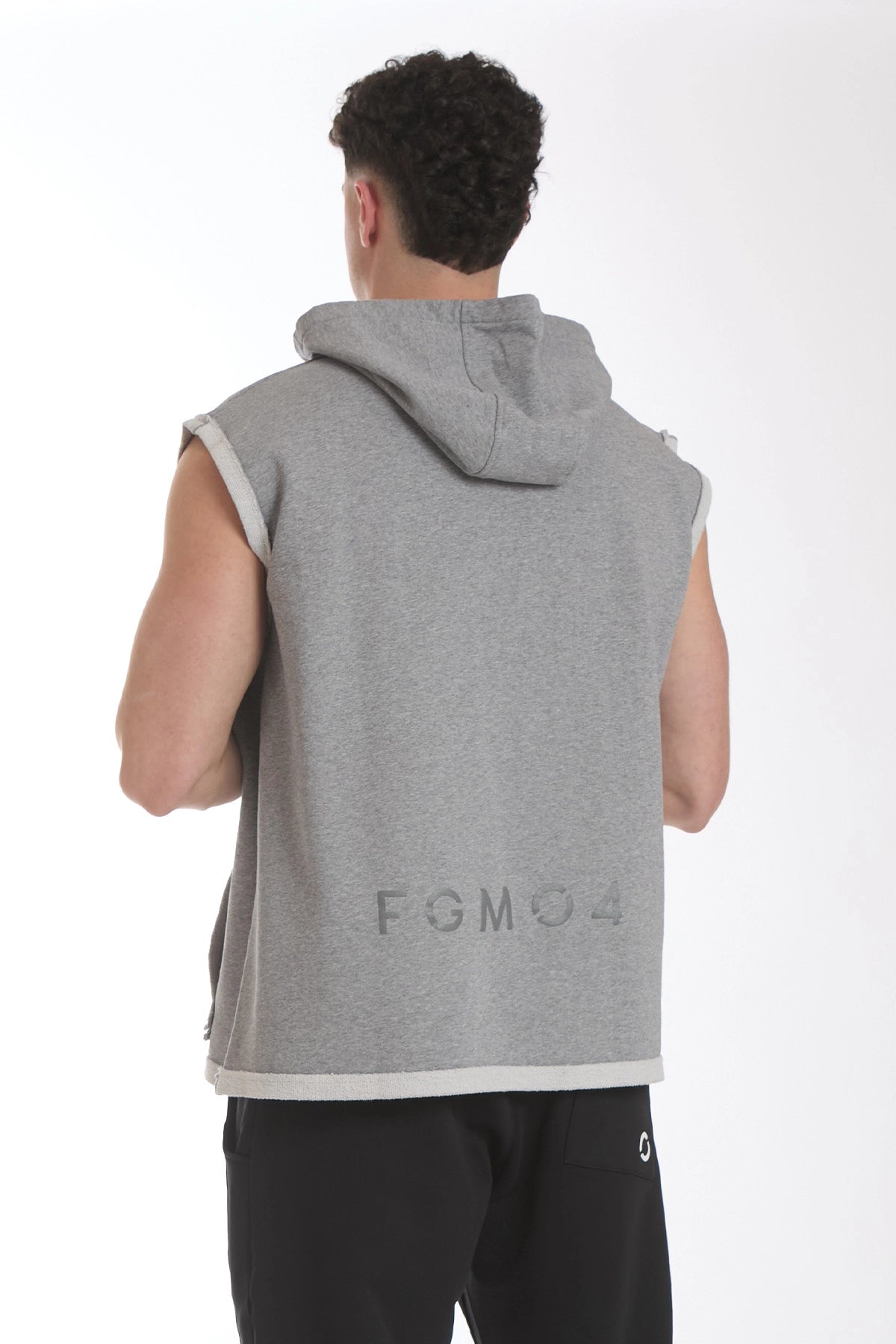Smanicato Uomo Ikonic Con Cappuccio Grigio Chiaro - FGM04 - Linea Ikonic Uomo - fgm04
