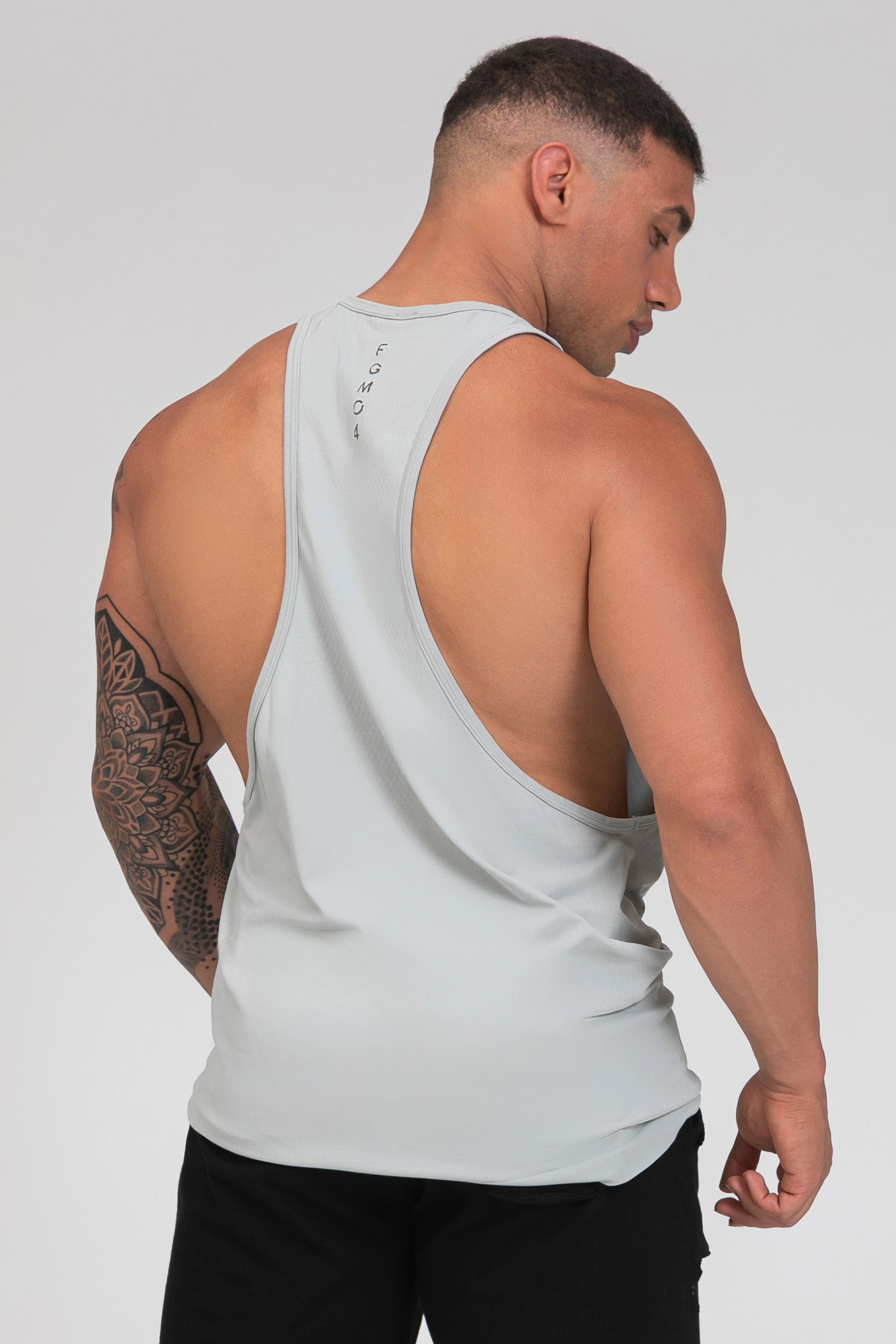 Abbigliamento sportivo tecnico palestra canotta traspirante anti odore Stringer Grigio Mercury - FGM04 - Linea Ikonic Uomo - fgm04