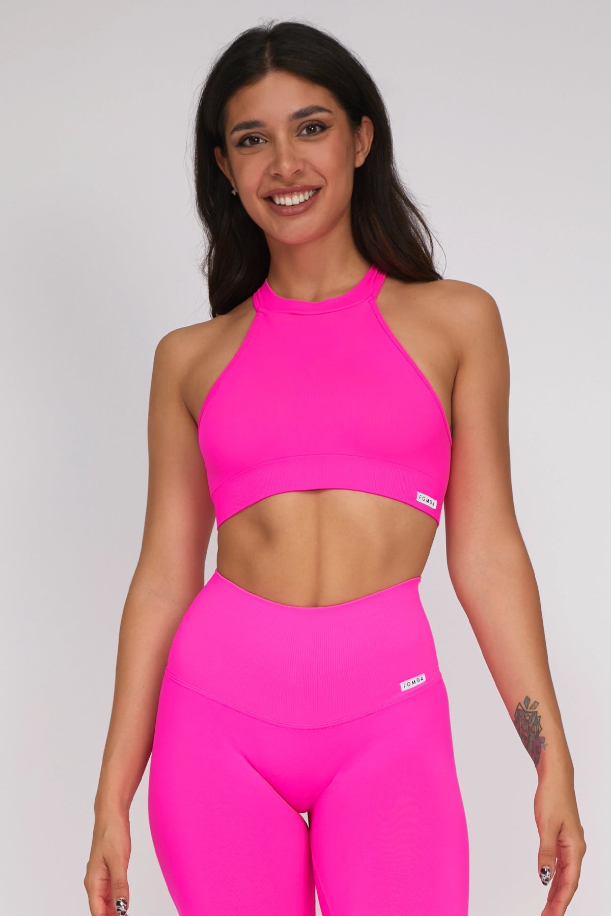 Top sportivo con schiena scoperta scollo all’americana Olimpia Fuxia Fluo - FGM04 - Maglie e Top - fgm04