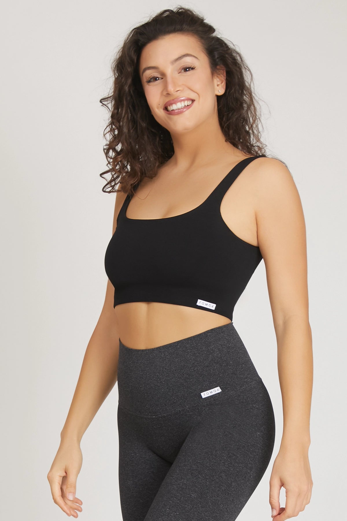 Top sportivo con spalline larghe Gym Fashion Nero - FGM04 - Maglie e Top - fgm04