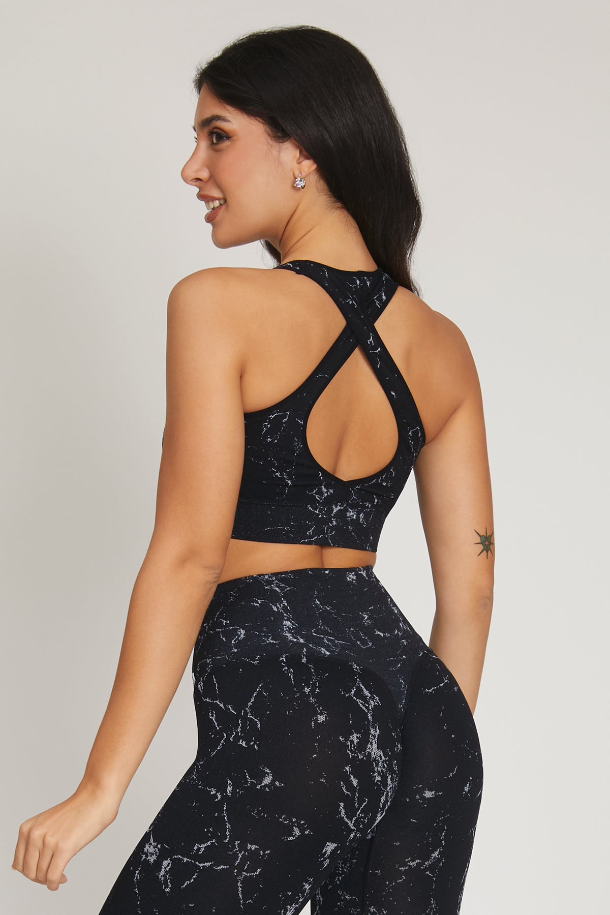 Top sportivo con spalline larghe incrociato Marmo Nero - FGM04 - Maglie e Top - fgm04