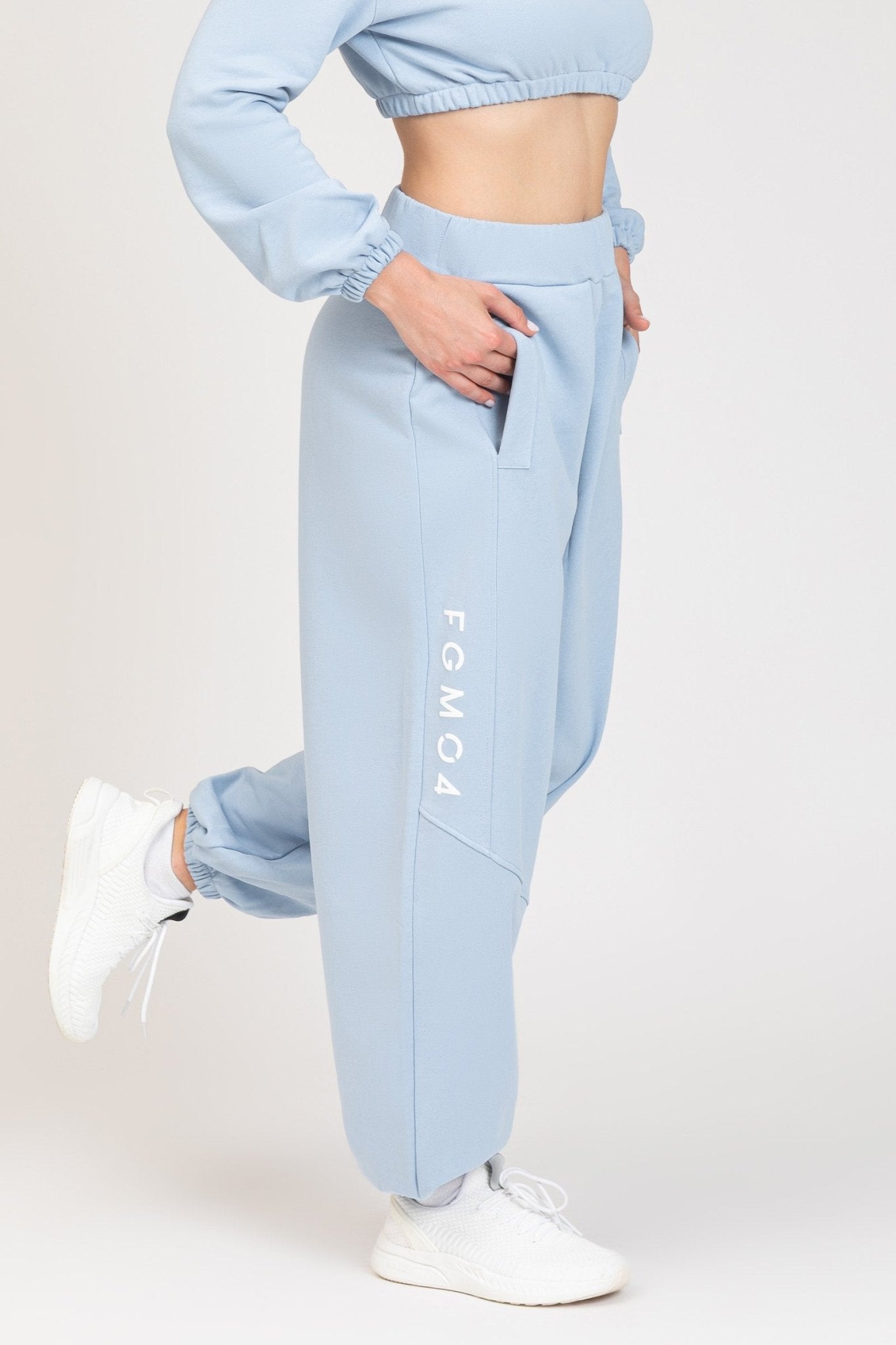 Pantaloni della tuta sportivi donna in cotone baggy Pantalone Jogger Oversize Jasmine Donna New Celeste - FGM04 - Linea Ikonic - fgm04