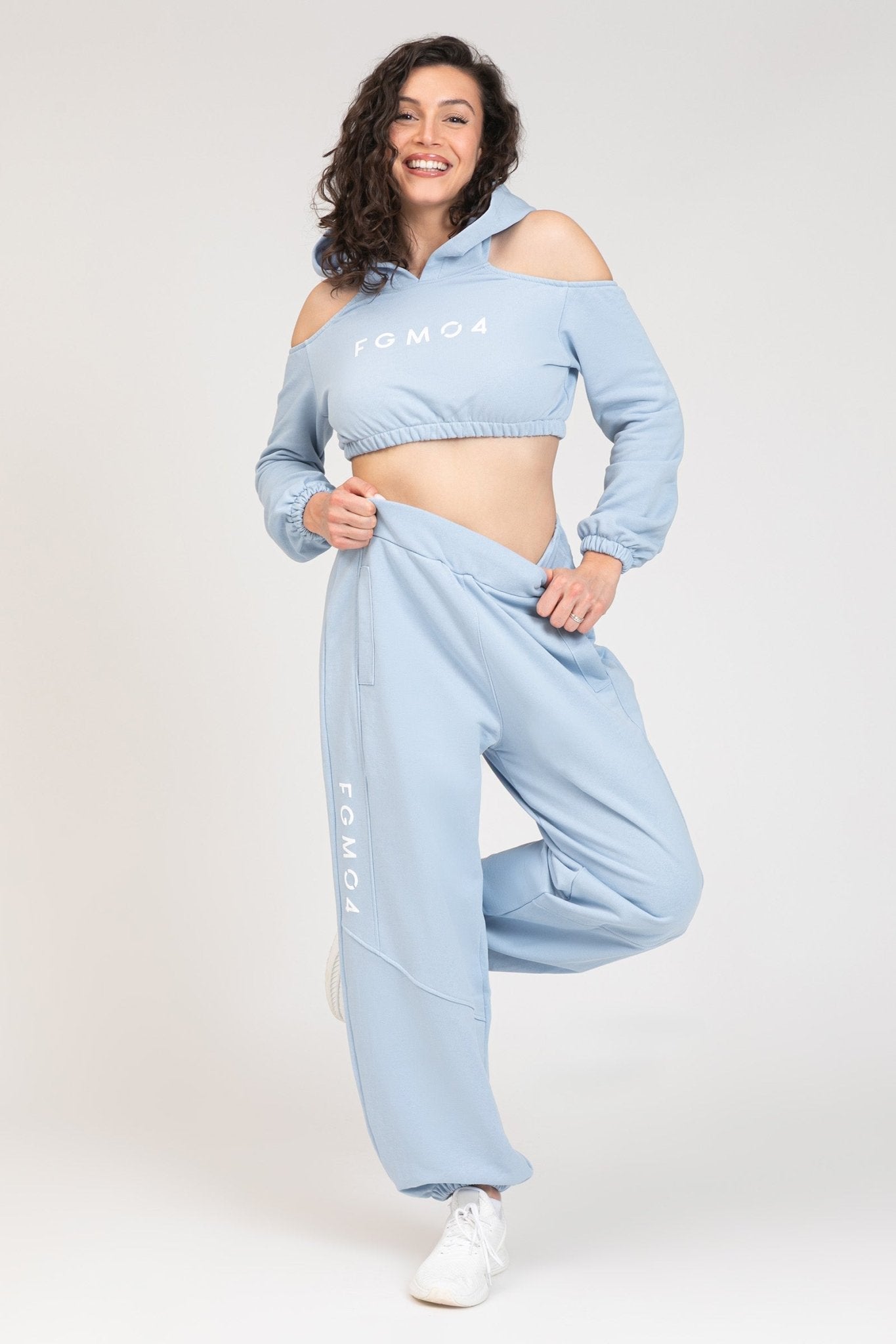 tuta sportiva in cotone oversize cropped Felpa Crop Spalle Scoperte Jasmine Donna New Celeste - FGM04 - Linea Ikonic - fgm04