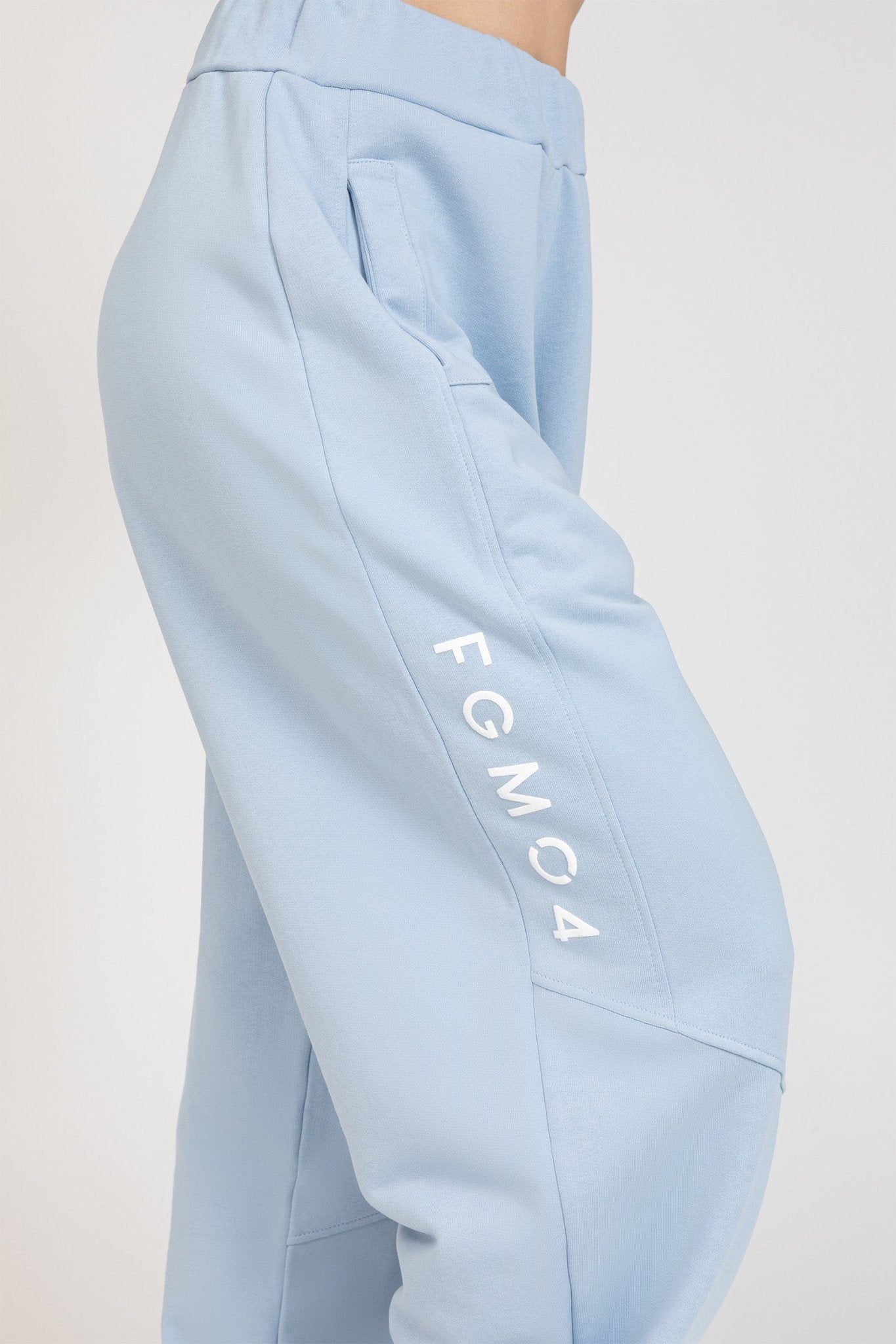 Pantaloni della tuta sportivi donna in cotone baggy Pantalone Jogger Oversize Jasmine Donna New Celeste - FGM04 - Linea Ikonic - fgm04