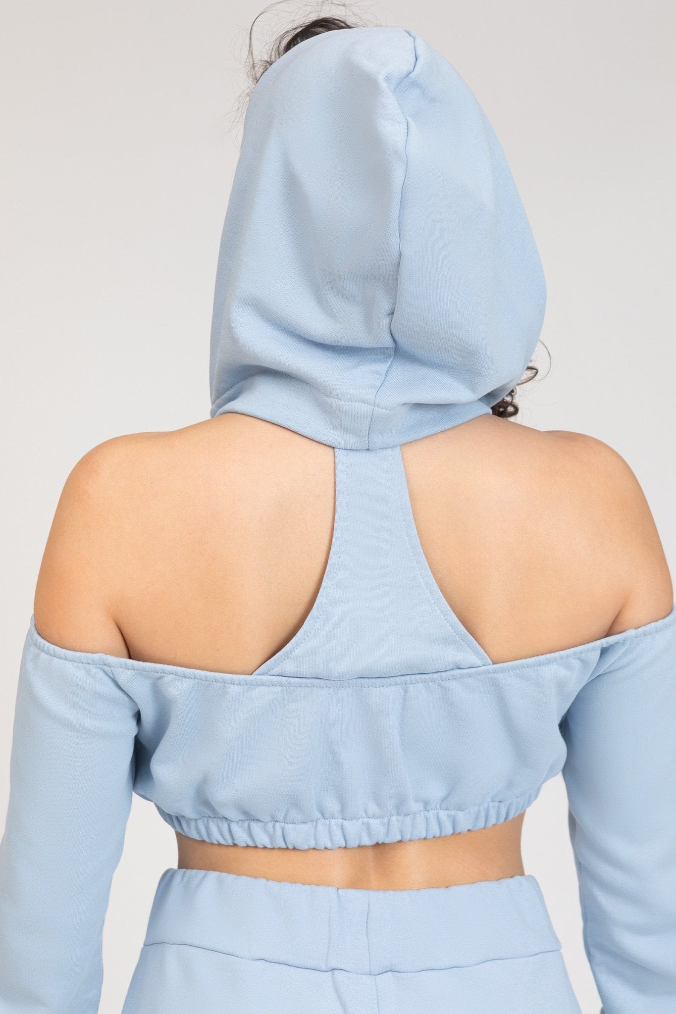 tuta sportiva in cotone oversize cropped Felpa Crop Spalle Scoperte Jasmine Donna New Celeste - FGM04 - Linea Ikonic - fgm04