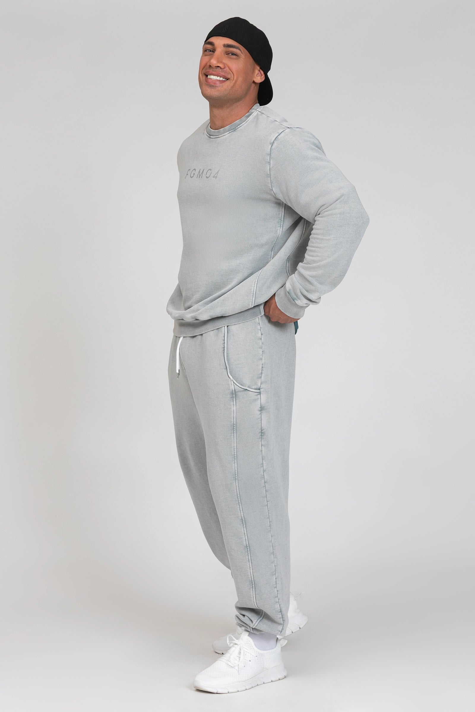 tuta sportiva in cotone oversize  stone washed Felpa Over Uomo Grigio Moonstone - FGM04 - Linea Ikonic Uomo - fgm04