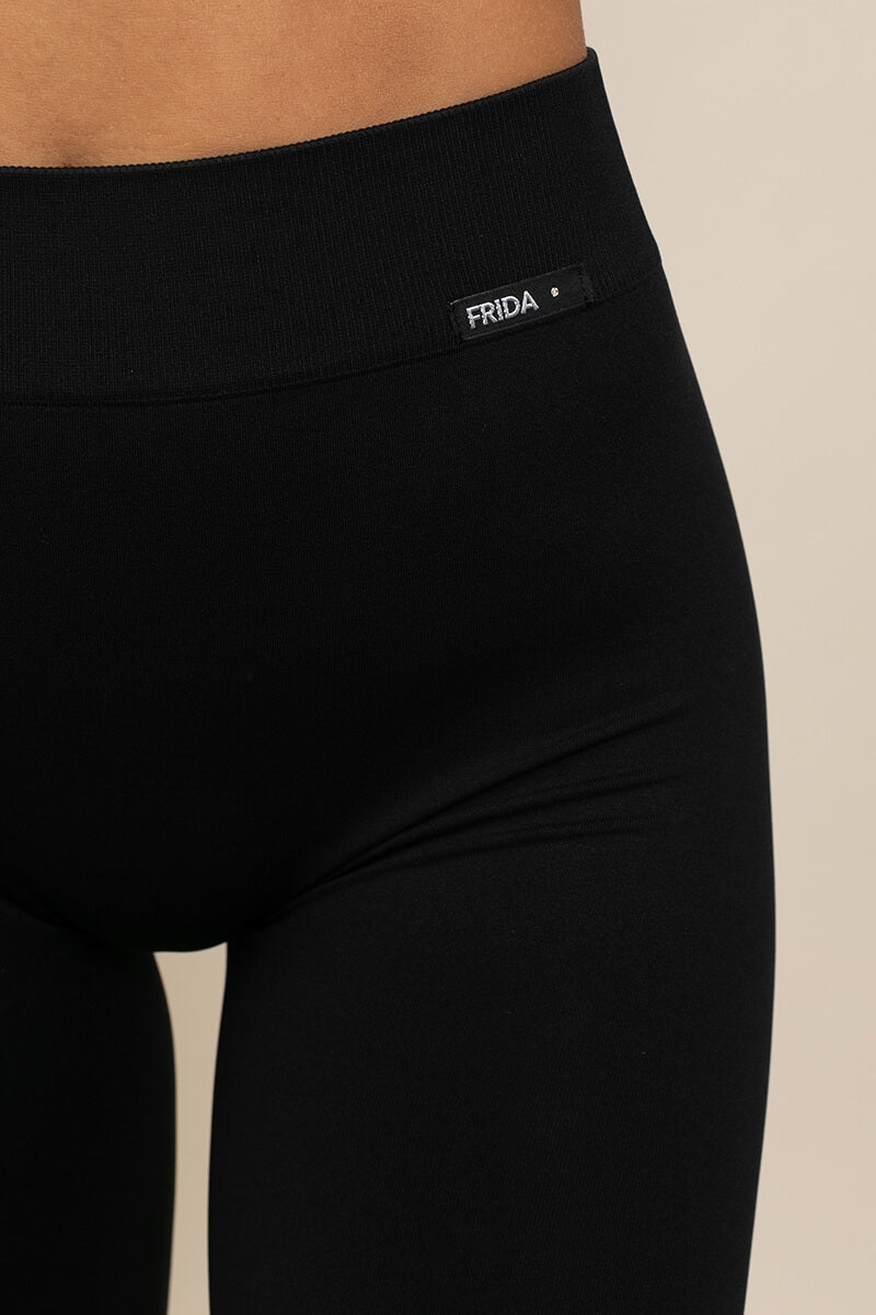 Nikita Push-Up Nero - FGM04 - P44