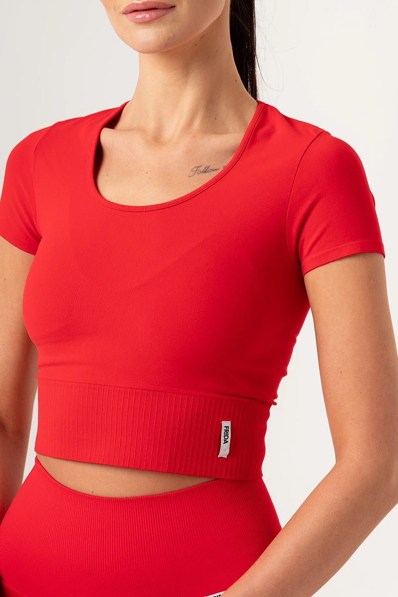 Maglia sportiva cropped seamless con maniche corte T-Shirt Crop Top Rosso Lampone - FGM04 - Maglie e Top - fgm04